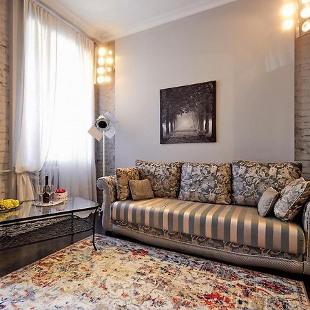 Paulmarie Apartment Near Nezavisimosti ミンスク エクステリア 写真