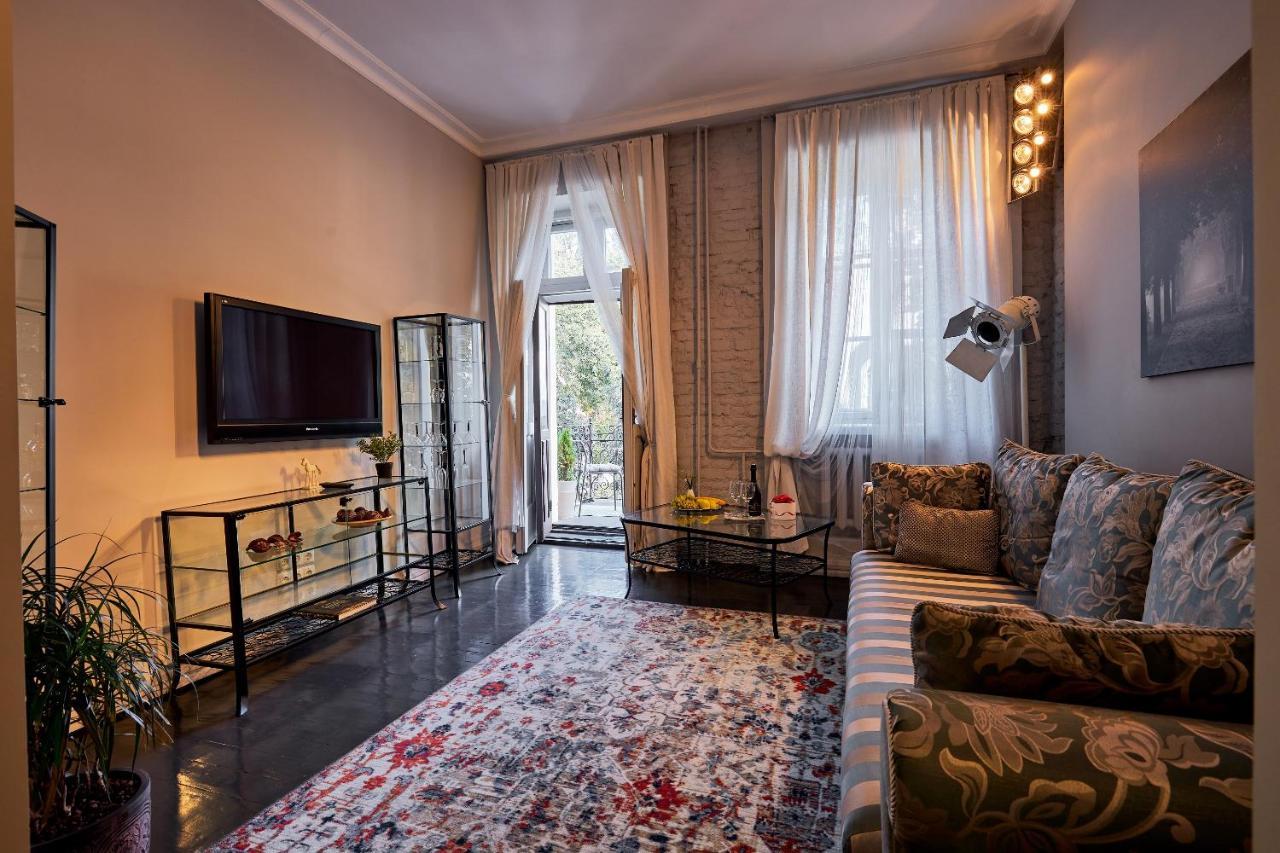 Paulmarie Apartment Near Nezavisimosti ミンスク エクステリア 写真